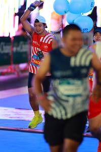 BIB: 
                            <button type="button" onclick="openModal(23389298)" class="btn btn-primary btn-sm float-right btn-popup" data-toggle="modal" data-target=".modal-high-quality">
                        <i class="fas fa-shopping-cart"></i> Add to Cart
                    </button>
                                            <button type="button" onclick="isThisMe(23389298, true)" class="btn btn-success btn-sm float-right btn-popup btn-isme hidden" data-toggle="tooltip" data-placement="bottom" title="นี่คือรูปของคุณใช่ไหม คลิกที่นี่เพื่อเอาเข้าอัลบั้ม">
                        <i class="fas fa-plus"></i> Add to album
                    </button>
                    <button type="button" onclick="isThisMe(23389298, false)" class="btn btn-warning btn-sm float-right btn-popup btn-isnotme hidden">
                        <i class="fas fa-ban"></i> Remove from album
                    </button>